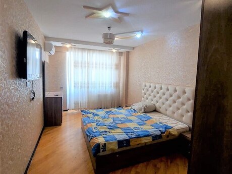 Nəriman Nərimanovda 3 otaqlı yeni tikili mənzil satılır, 152 m², 405 000 AZN, şəkil 5 / 10