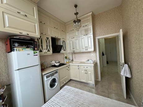 Nizamidə 2 otaqlı köhnə tikili mənzil satılır, 80 m², 275 000 AZN, şəkil 3 / 5