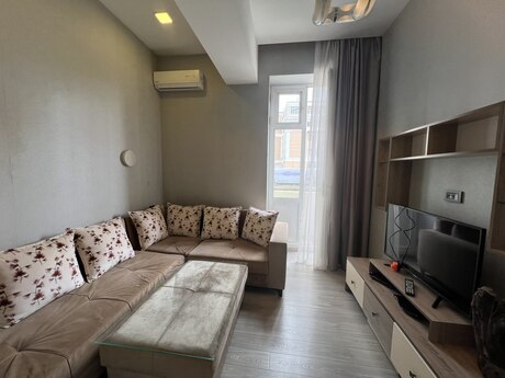 2-room old-build apartment for rent in Sahil, 50 m², 1 300 AZN/mo, photo 5 / 12