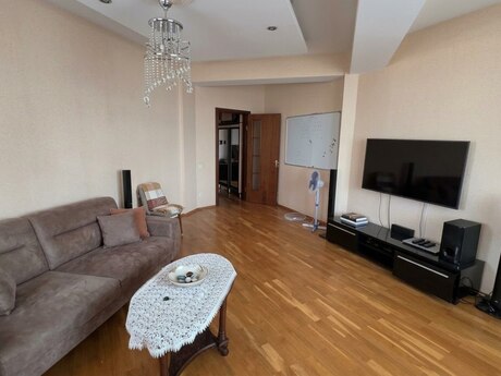 Продаётся 2-комнатная квартира в новостройке, 20 Yanvar, 90 м², 272 000 AZN, фото 2 / 12
