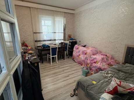 Gənclikdə 5 otaqlı köhnə tikili mənzil satılır, 121 m², 355 000 AZN, şəkil 3 / 12