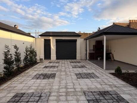 Məmmədlidə 5 otaqlı həyət evi satılır, 200 m², 240 000 AZN, şəkil 2 / 12