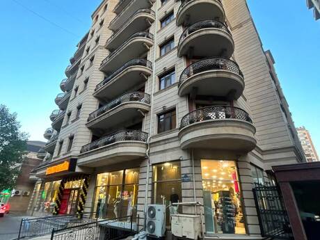 Объявление №6546095 - Баку, Насиминский  р., 5-комн., 210 м², 2/8 этаж