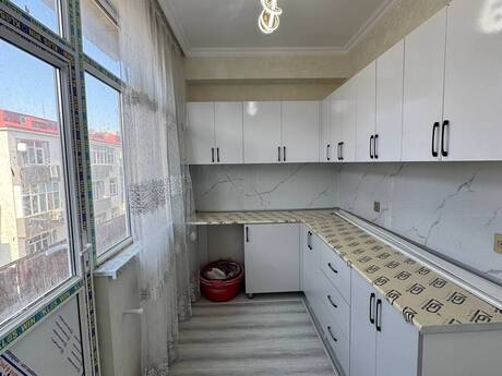 Qurtuluş 93 kompleksində 2 otaqlı yeni tikili mənzil satılır, 55 m², 75 000 AZN, şəkil 2 / 12