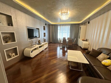 Elan №6546164 - Bakı, Badamdar q., 3 otaqlı, 153 m², 9/17 mərtəbə