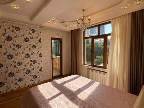 İçəri Şəhərdə 3 otaqlı yeni tikili mənzil kirayə verilir, 100 m², 1 350 AZN/ay, şəkil 4 / 12