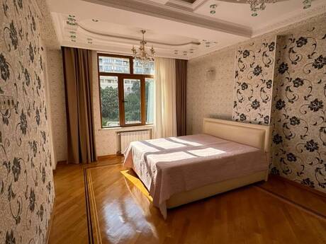 İçəri Şəhərdə 3 otaqlı yeni tikili mənzil kirayə verilir, 100 m², 1 350 AZN/ay, şəkil 3 / 12
