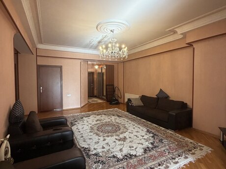 Nərimanovda 4 otaqlı yeni tikili mənzil satılır, 200 m², 495 000 AZN, şəkil 2 / 6