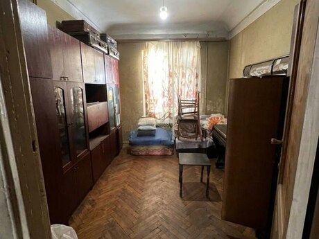 4-комн. · 80 m²