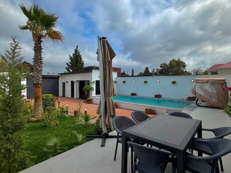 Mərdəkanda 5 otaqlı həyət evi satılır, 200 m², 585 000 AZN, şəkil 2 / 12