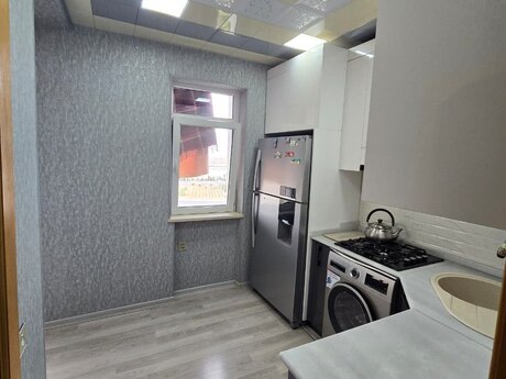 Suraxanıda 5 otaqlı köhnə tikili mənzil satılır, 90 m², 178 000 AZN, şəkil 3 / 12