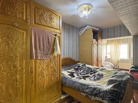 Gənclikdə 3 otaqlı köhnə tikili mənzil satılır, 90 m², 239 000 AZN, şəkil 4 / 10