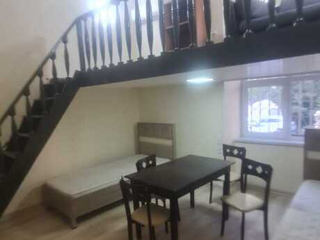 2 otaq · 50 m² · 1/4 mərtəbə, 28 May