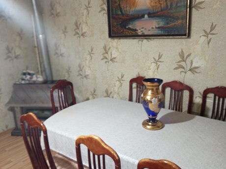 İnşaatçılarda 3 otaqlı köhnə tikili mənzil kirayə verilir, 130 m², 600 AZN/ay, şəkil 2 / 12