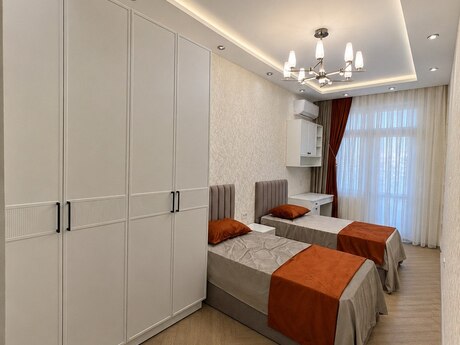 28 Mayda 3 otaqlı yeni tikili mənzil satılır, 110 m², 430 000 AZN, şəkil 5 / 12