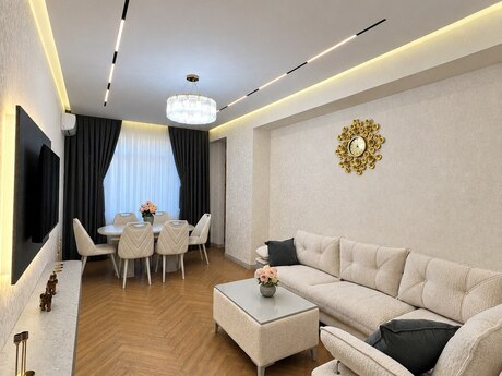 28 Mayda 3 otaqlı yeni tikili mənzil satılır, 110 m², 430 000 AZN, şəkil 2 / 12