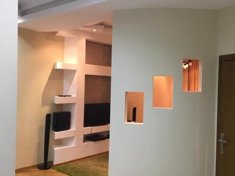 Elan №6546368 - Bakı, 28 May m., 2 otaqlı, 65 m², 13/16 mərtəbə