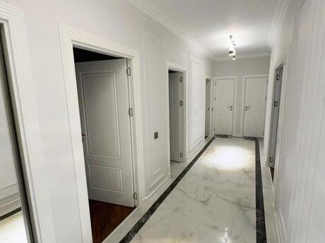 Azadlıq Prospektidə 5 otaqlı köhnə tikili mənzil satılır, 130 m², 355 000 AZN, şəkil 5 / 12