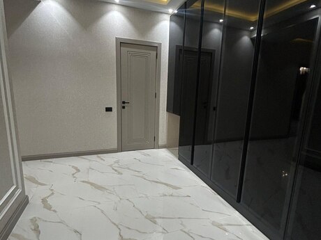 Продаётся 2-комнатная квартира в новостройке, ЖК Nizami City, 88 м², 370 000 AZN, фото 2 / 12