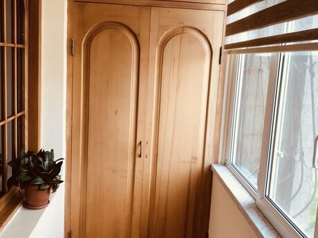 Qaraçuxurda 2 otaqlı köhnə tikili mənzil satılır, 50 m², 135 000 AZN, şəkil 2 / 12