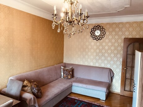 Qaraçuxurda 2 otaqlı köhnə tikili mənzil satılır, 50 m², 135 000 AZN, şəkil 4 / 12
