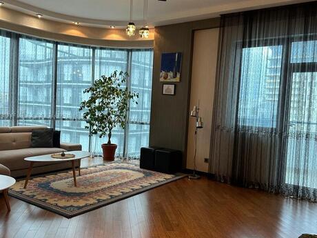 Elan №6546532 - Bakı, 28 May m., 3 otaqlı, 125 m², 19/21 mərtəbə