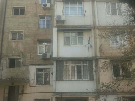 Elan №6546577 - Bakı, İnşaatçılar m., 3 otaqlı, 70 m², 4/5 mərtəbə