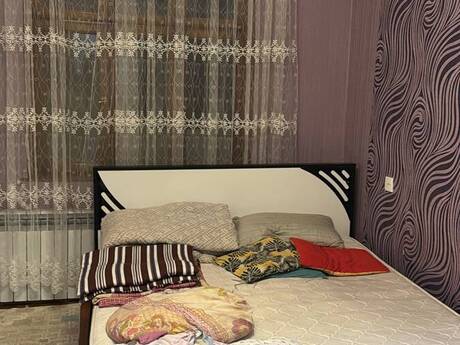 Сдаётся 2-комнатная квартира в старом фонде, Yeni Günəşli, 70 м², 500 AZN/мес, фото 3 / 11