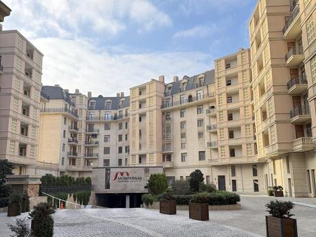 Ağ şəhərdə 4 otaqlı yeni tikili mənzil satılır, 195 m², 780 000 AZN, şəkil 2 / 12