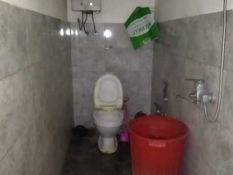 Bakıxanovda 3 otaqlı köhnə tikili mənzil kirayə verilir, 60 m², 450 AZN/ay, şəkil 5 / 5
