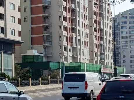 8 Noyabrda 5 otaqlı yeni tikili mənzil satılır, 176 m², 230 000 AZN, şəkil 2 / 12