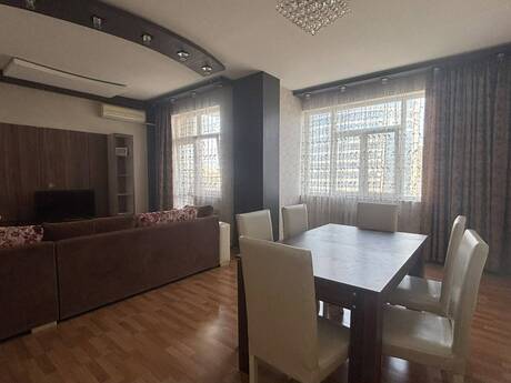 Şah İsmayıl Xətaidə 3 otaqlı yeni tikili mənzil kirayə verilir, 100 m², 1 000 AZN/ay, şəkil 2 / 12