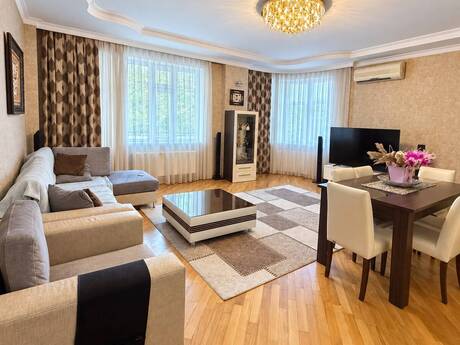 Elan №6546696 - Bakı, Nizami m., 4 otaqlı, 203 m², 3/17 mərtəbə