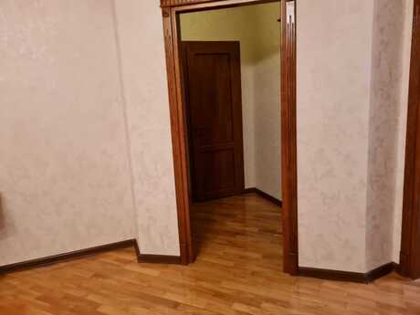 İnşaatçılarda 4 otaqlı yeni tikili mənzil satılır, 131 m², 390 000 AZN, şəkil 4 / 12
