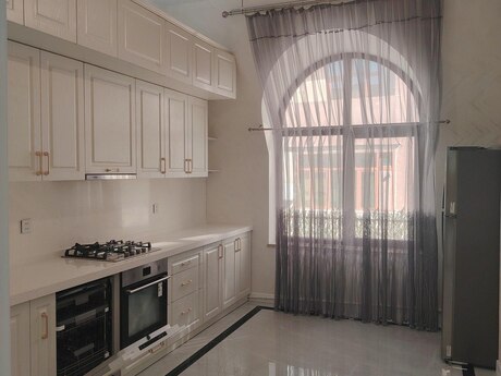 Nərimanovda 4 otaqlı yeni tikili mənzil satılır, 170 m², 390 000 AZN, şəkil 5 / 10
