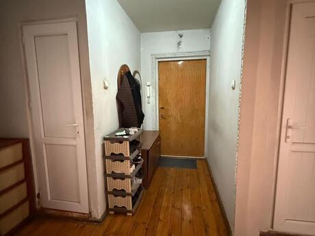 Продаётся 3-комнатная квартира в старом фонде, Memar Əcəmi, 80 м², 220 000 AZN, фото 4 / 12