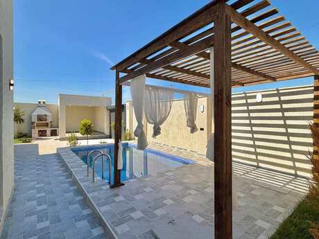 Şüvəlanda 4 otaqlı həyət evi satılır, 160 m², 248 000 AZN, şəkil 2 / 12