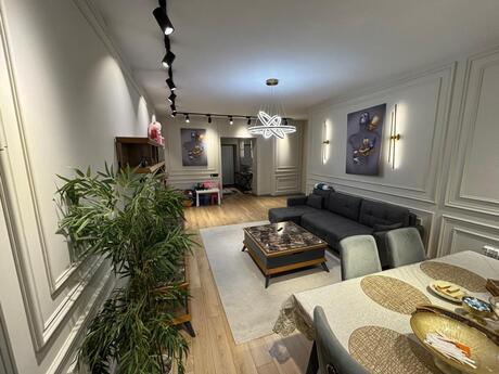 Grand Hayat kompleksində 3 otaqlı yeni tikili mənzil kirayə verilir, 155 m², 1 700 AZN/ay, şəkil 2 / 12