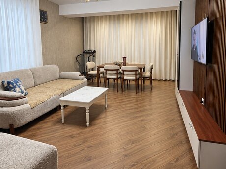 Murad Residence kompleksində 3 otaqlı yeni tikili mənzil kirayə verilir, 117 m², 1 800 AZN/ay, şəkil 4 / 12