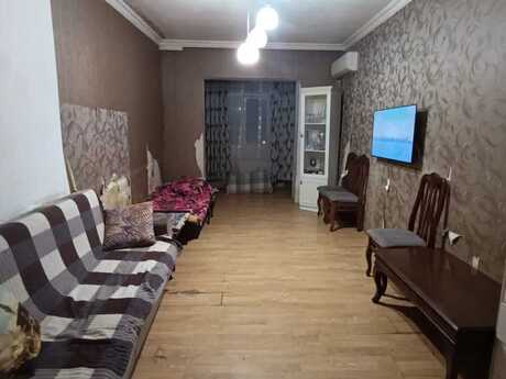 İnşaatçılarda 1 otaqlı köhnə tikili mənzil satılır, 45 m², 122 000 AZN, şəkil 3 / 10