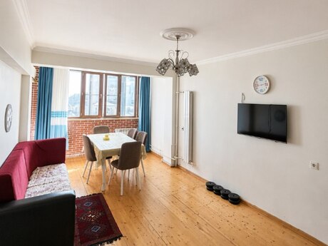 Şah İsmayıl Xətaidə 3 otaqlı köhnə tikili mənzil satılır, 90 m², 246 000 AZN, şəkil 2 / 12