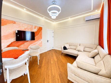 Şah İsmayıl Xətaidə 2 otaqlı yeni tikili mənzil satılır, 75 m², 289 000 AZN, şəkil 2 / 12