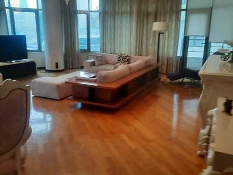 Elan №6546921 - Bakı, İçəri Şəhər m., 4 otaqlı, 214 m², 13/15 mərtəbə