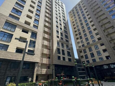 Grand Plaza kompleksində 4 otaqlı yeni tikili mənzil satılır, 145 m², 546 000 AZN, şəkil 2 / 10