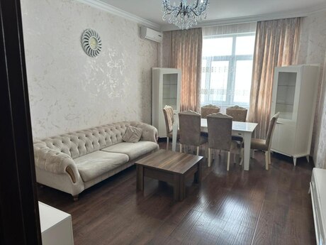 Elan №6546981 - Bakı, Həzi Aslanov m., 2 otaqlı, 100 m², 14/18 mərtəbə