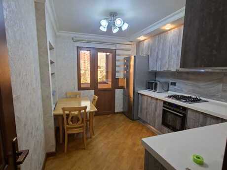 Əhmədlidə 2 otaqlı yeni tikili mənzil kirayə verilir, 70 m², 649 AZN/ay, şəkil 3 / 12