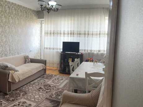Gənclikdə 2 otaqlı köhnə tikili mənzil satılır, 50 m², 230 000 AZN, şəkil 3 / 12
