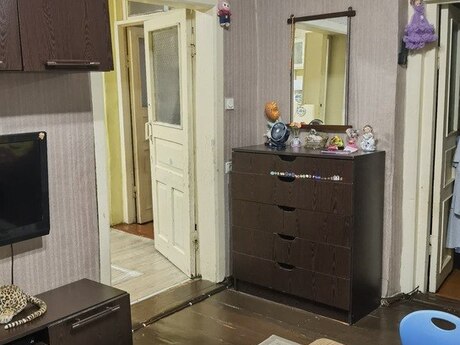 Bayılda 3 otaqlı köhnə tikili mənzil satılır, 100 m², 100 000 AZN, şəkil 2 / 12