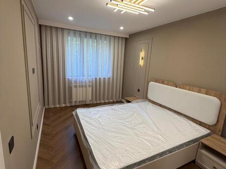 Объявление №6547072 - Баку, м. Элмляр Академиясы, 3-комн., 70 м², 2/5 этаж
