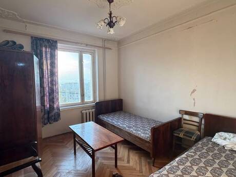 Əhmədlidə 2 otaqlı köhnə tikili mənzil satılır, 65 m², 146 000 AZN, şəkil 2 / 12